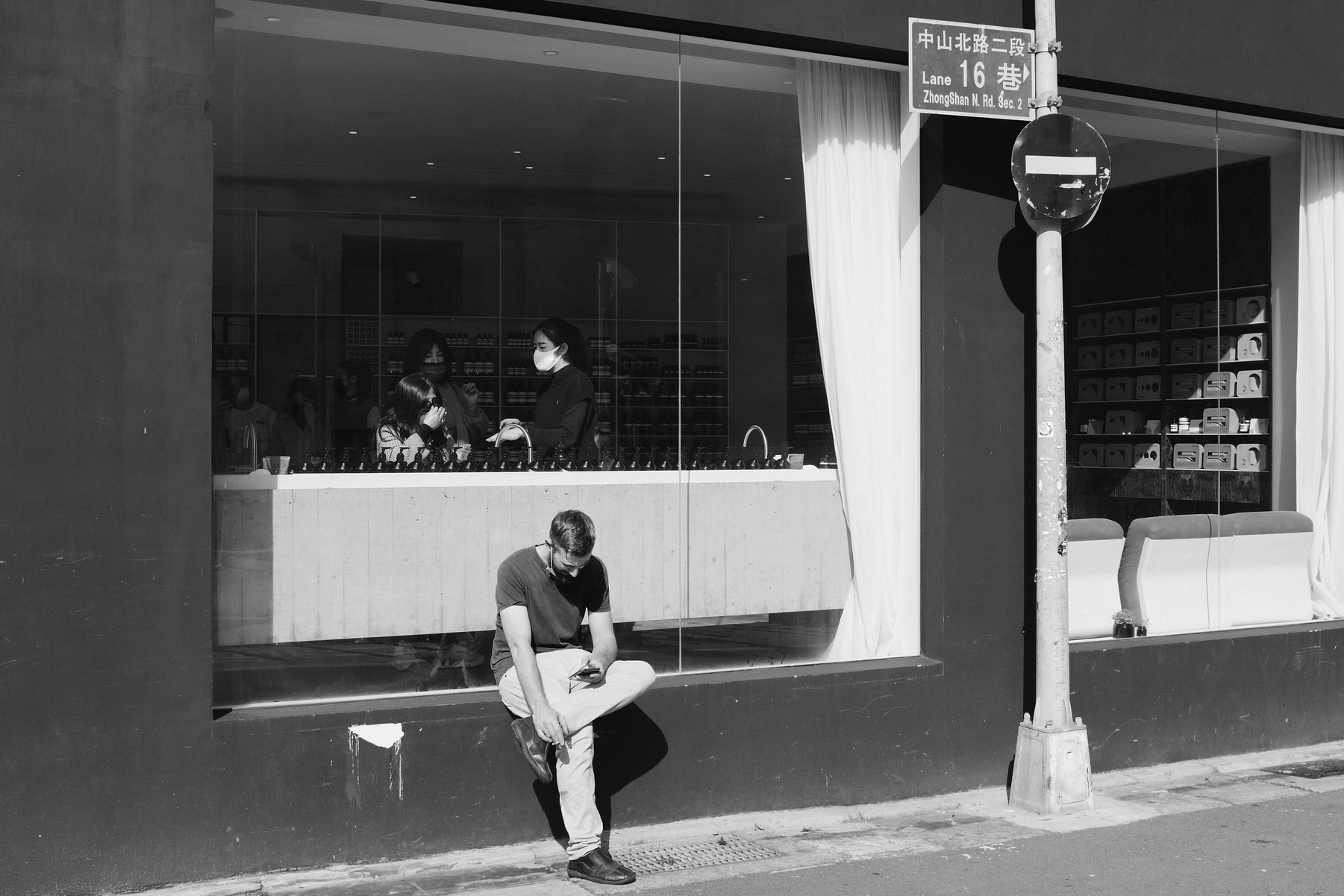 Black and white Zhongshan, Taipei storefront street scene - ZHONGSHAN project cover